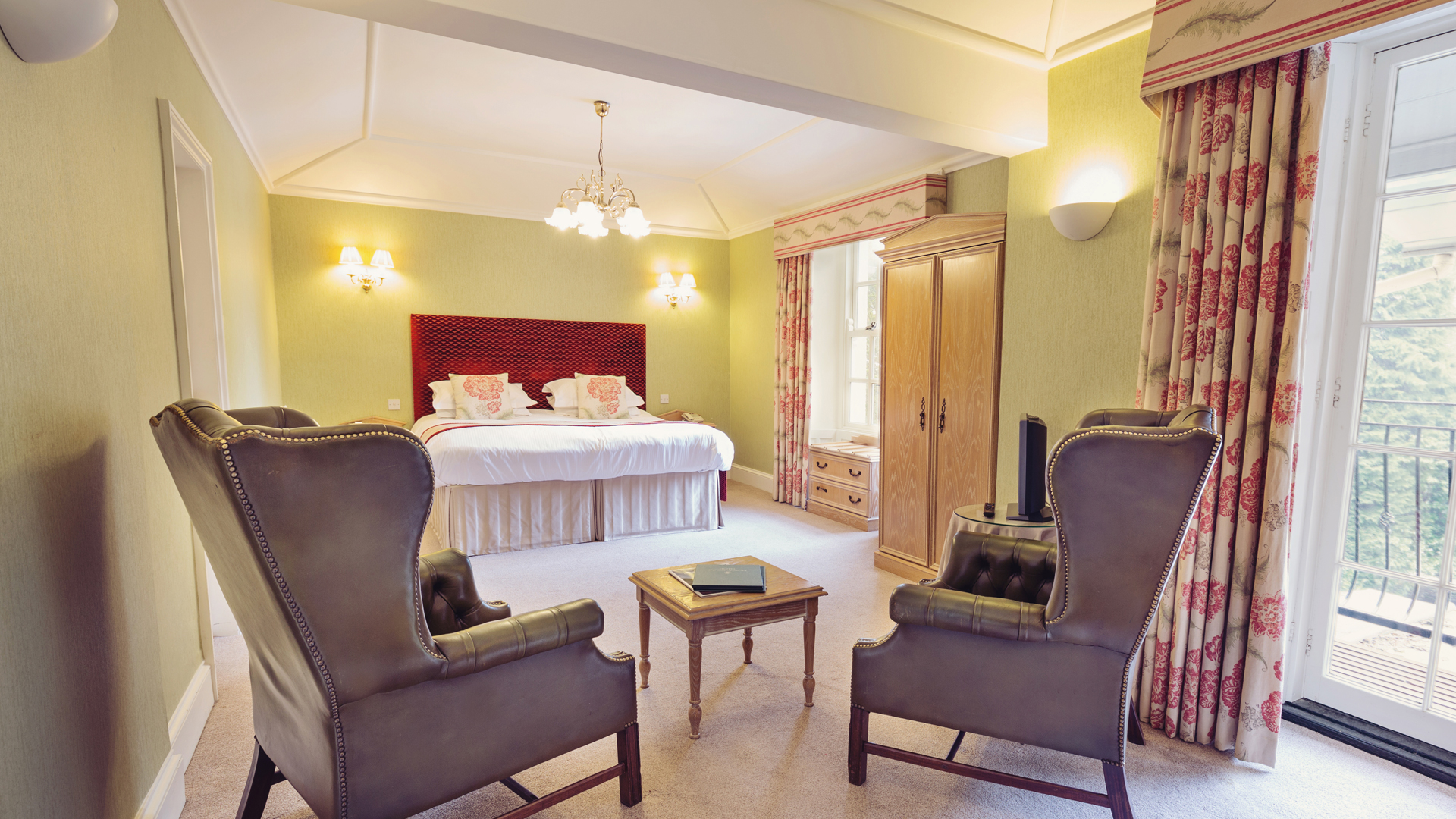 Briery Wood Family Room