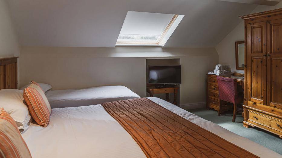 Briery Wood Family room 20