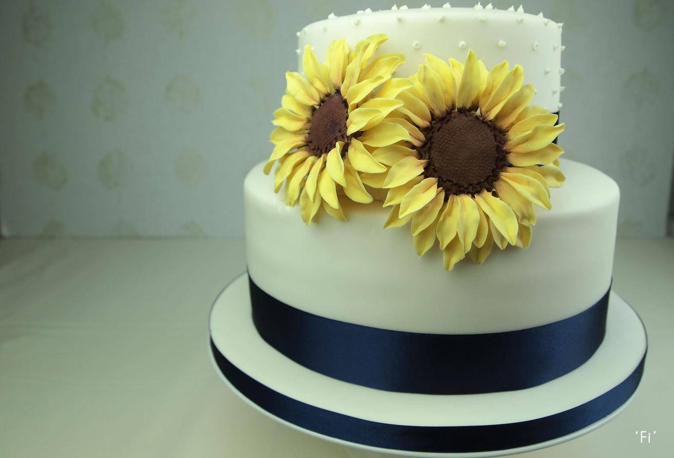 Fi Wedding Cake