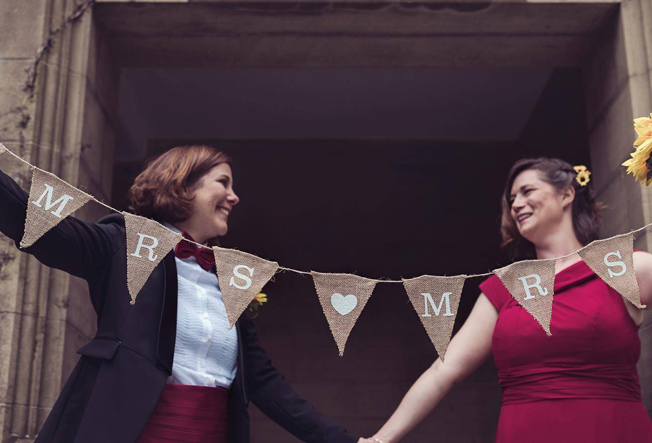 Cragwood Mrs & Mrs image