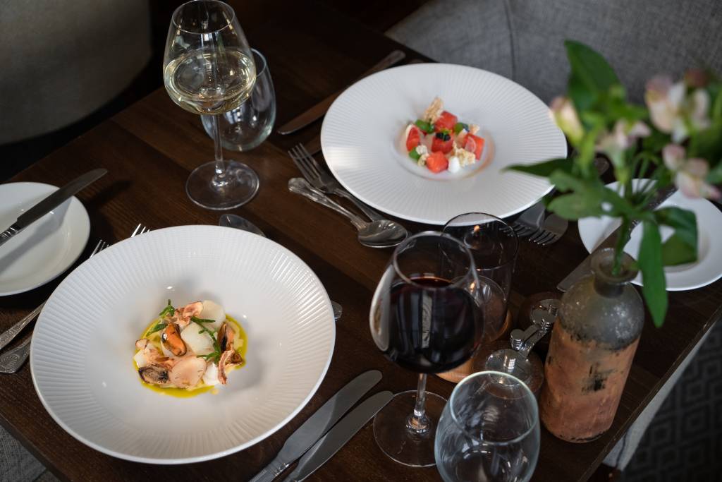 Cragwood restaurant dishes